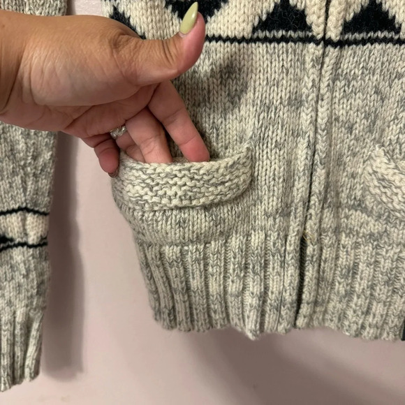 Aritzia TNA Sea  to Sky 100% Lambswool Sweater Women Size XS? - Picture 7 of 10